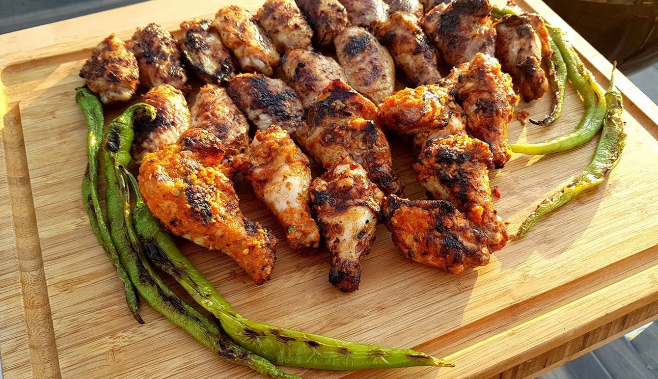 Bir Kilo Bütün Izgara Kanat